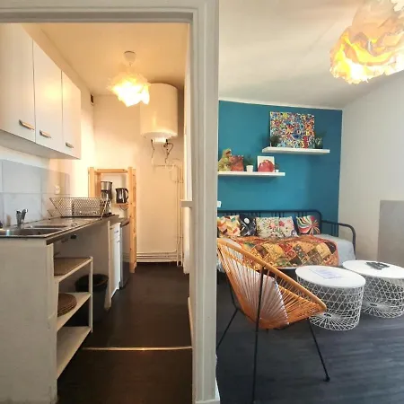 Διαμέρισμα Hyper Centre - Grand Studio 35m² - 200m Port De